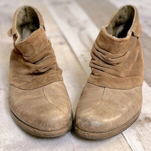 Patagonia Women’s Addie Ruffle Tan Leather Bootie Size 8 Performance Boot